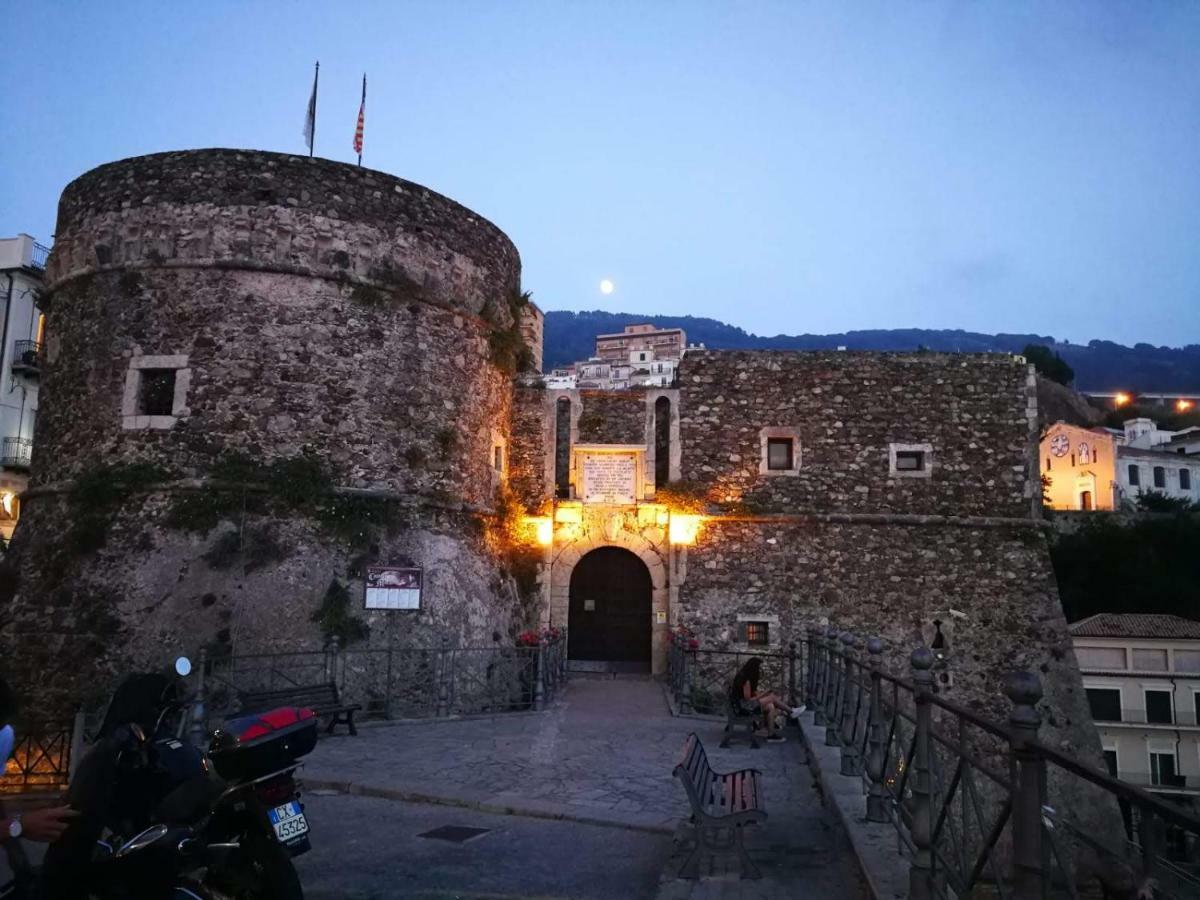 Hotel Residenza Maria Antonietta - 50 Metri Dal Mare Pizzo  Exterior foto
